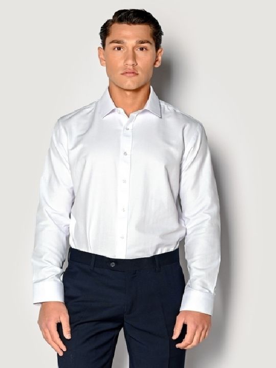 Κλασσικό ανδρικό πουκάμισο Sogο σε λευκό