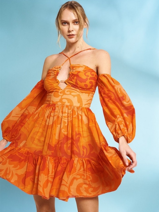 Mini έξωμο φόρεμα με βολάν σε πορτοκαλί