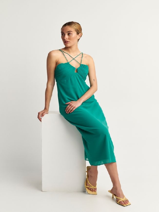 Midi φόρεμα με τιραντάκι σε πράσινο
