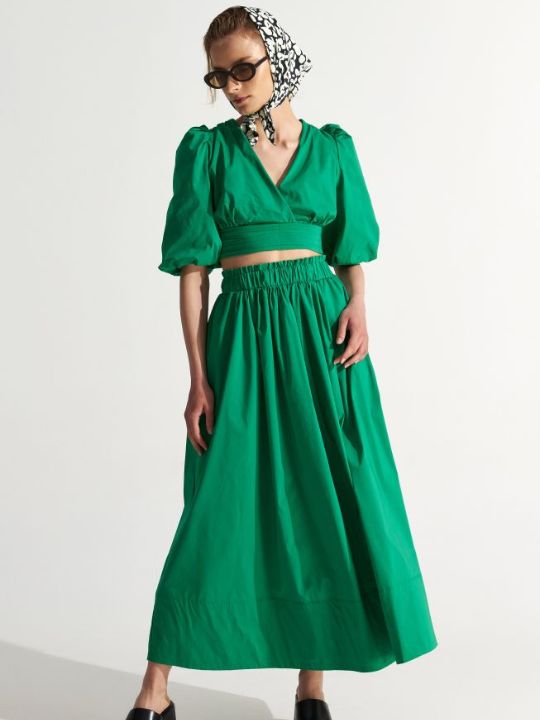 Πράσινη μακριά φούστα για γάμο