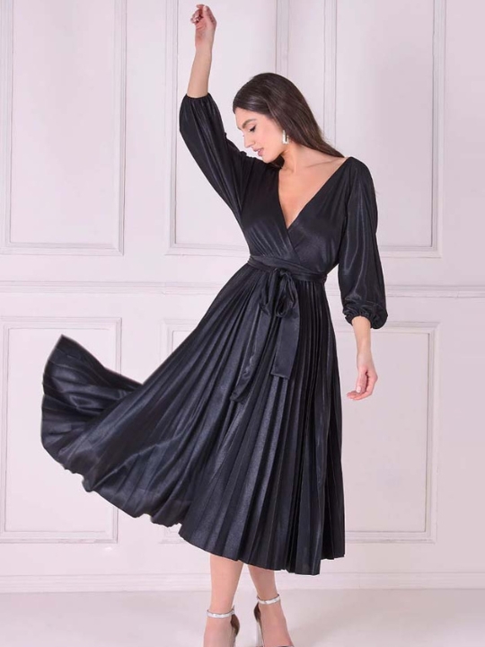 Σατέν Midi φόρεμα για γάμο σε μαύρο χρώμα