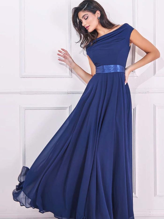 Αέρινο φόρεμα για γάμο από μπλε navy σιφόν