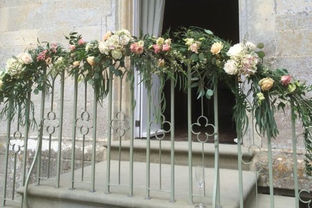 Στολισμός Μπαλκονιού για Γάμο με λουλούδια