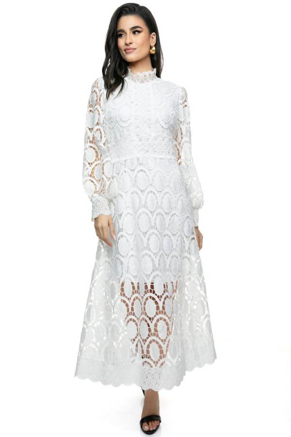 Μακρύ Φόρεμα Boho με Δαντέλα Κηπούρ σε Λευκό