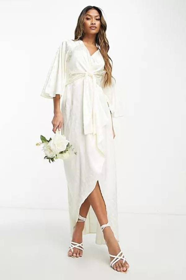 Λευκό Νυφικό Φόρεμα για Πολιτικό Γάμο